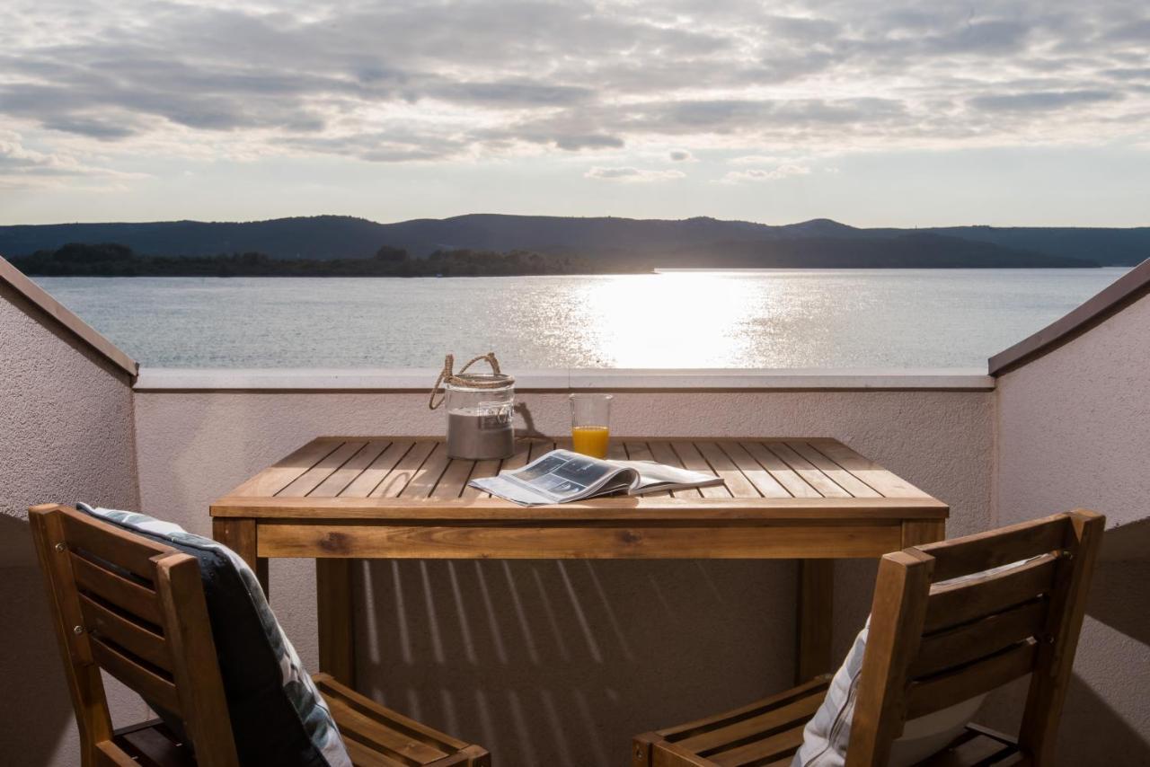 Bonamare Apartments Turanj Eksteriør bilde